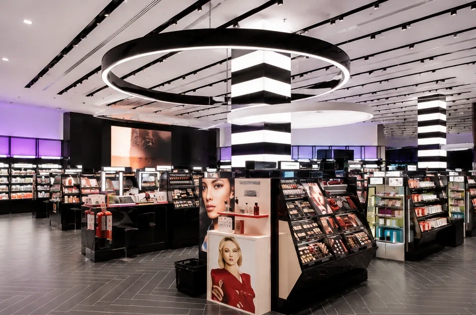 Sephora, Gallery Image 2